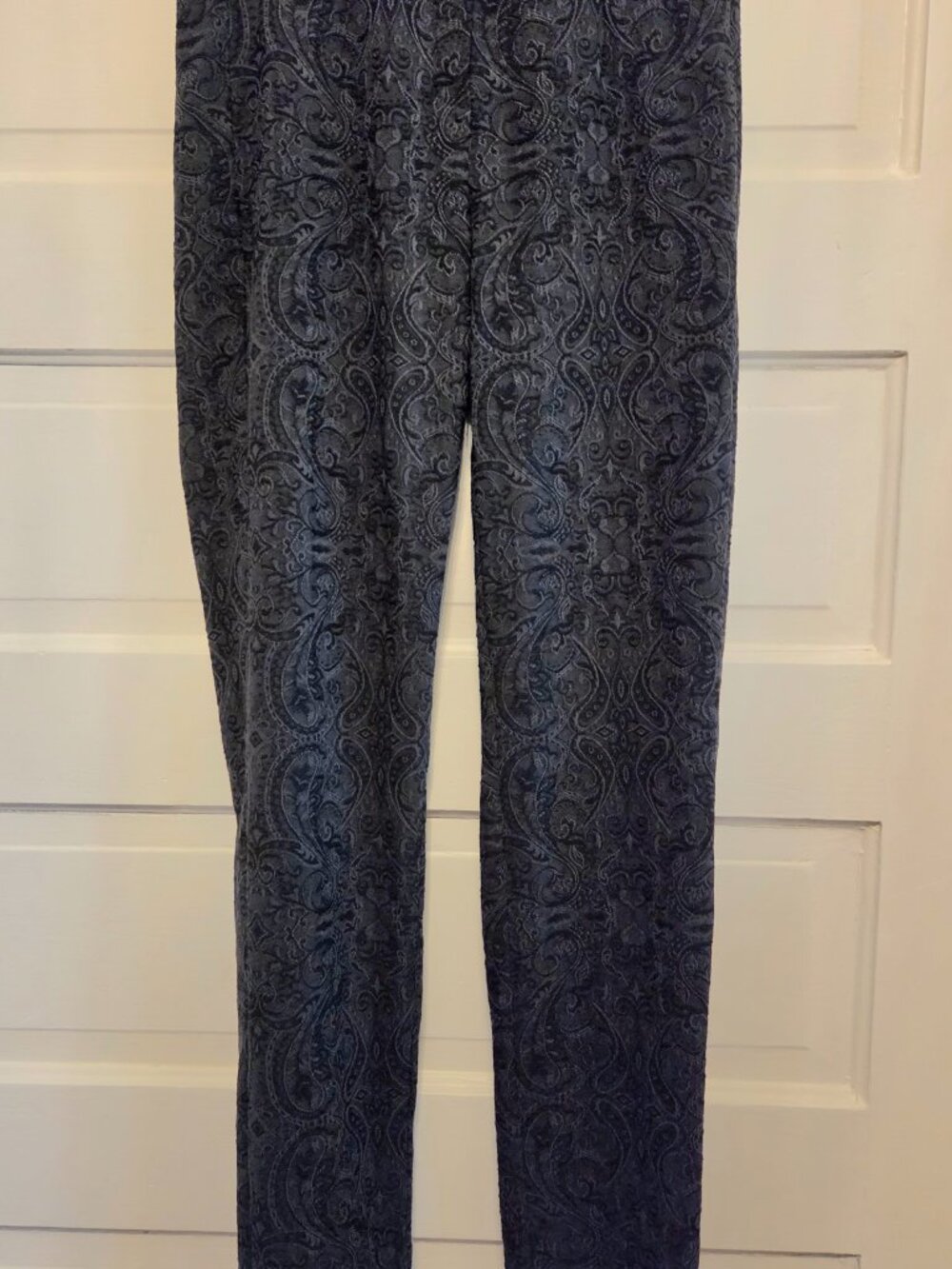 Robell Black Slim Fit Paisley Print Straight Leg Pants Size 4